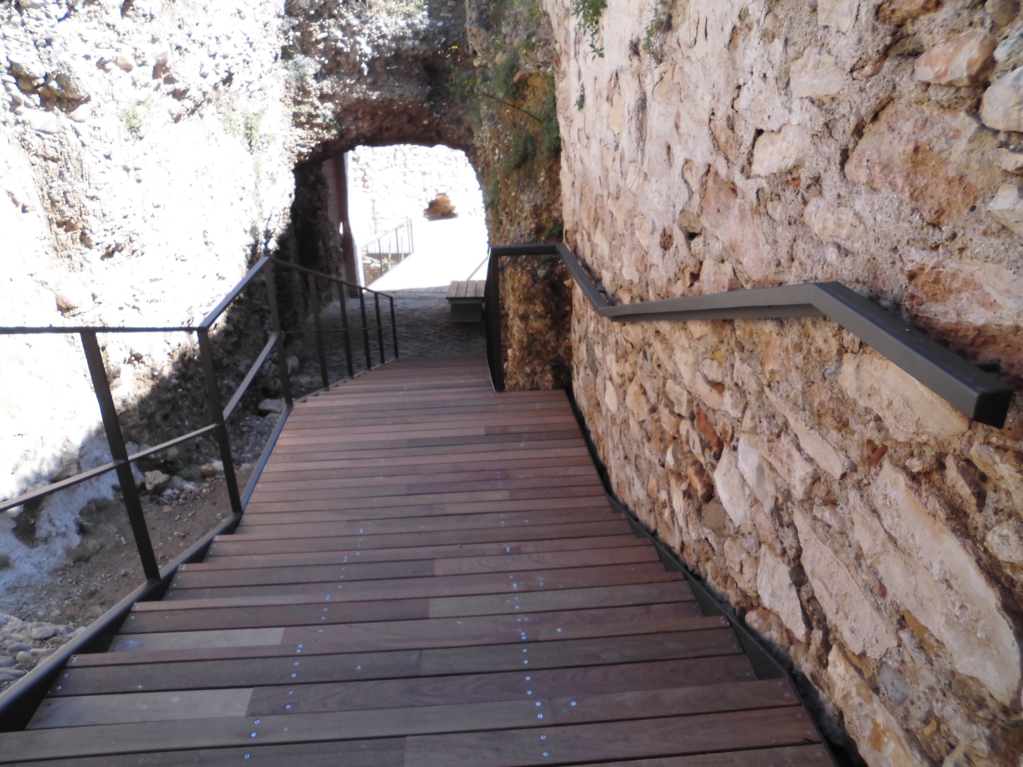 Interior del castell de Móra d'Ebre